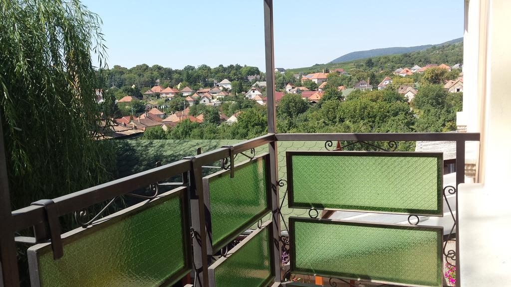 Domboldal Vendégház Noszvaj Exterior foto
