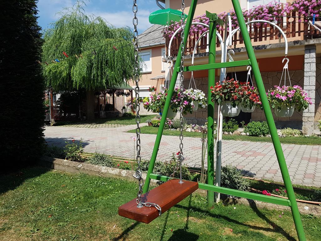 Domboldal Vendégház Noszvaj Exterior foto